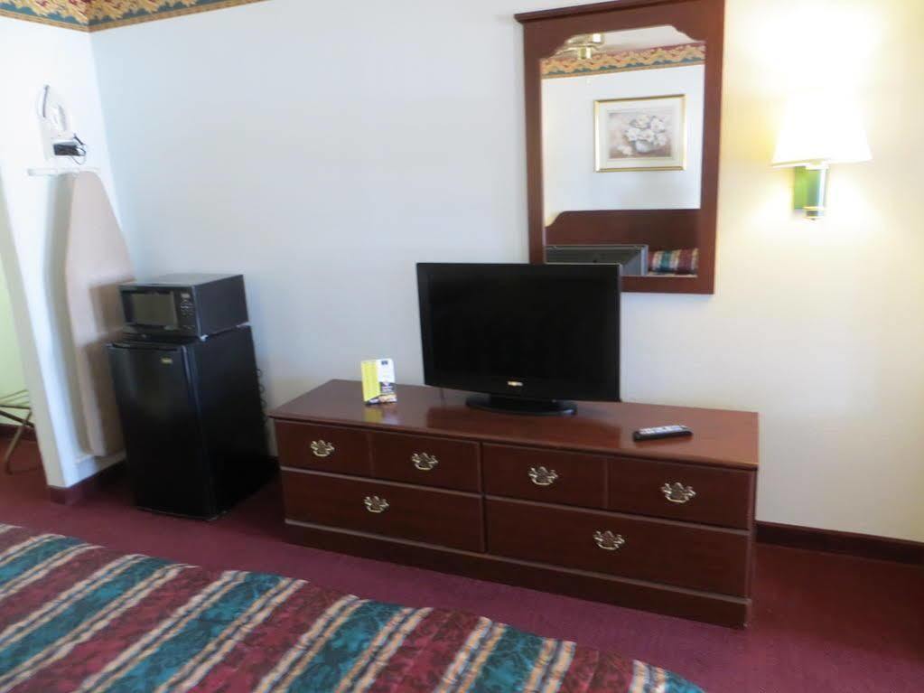 Executive Inn & Suites West Columbia Zewnętrze zdjęcie